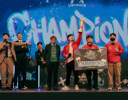 《街头篮球》中国战队UNKNOWN成功卫冕总冠军