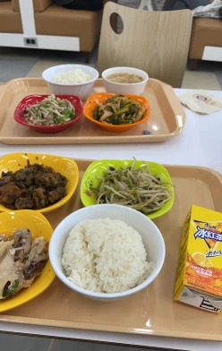 学生饮食
